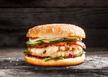How To Make: Grilled Chicken Burger