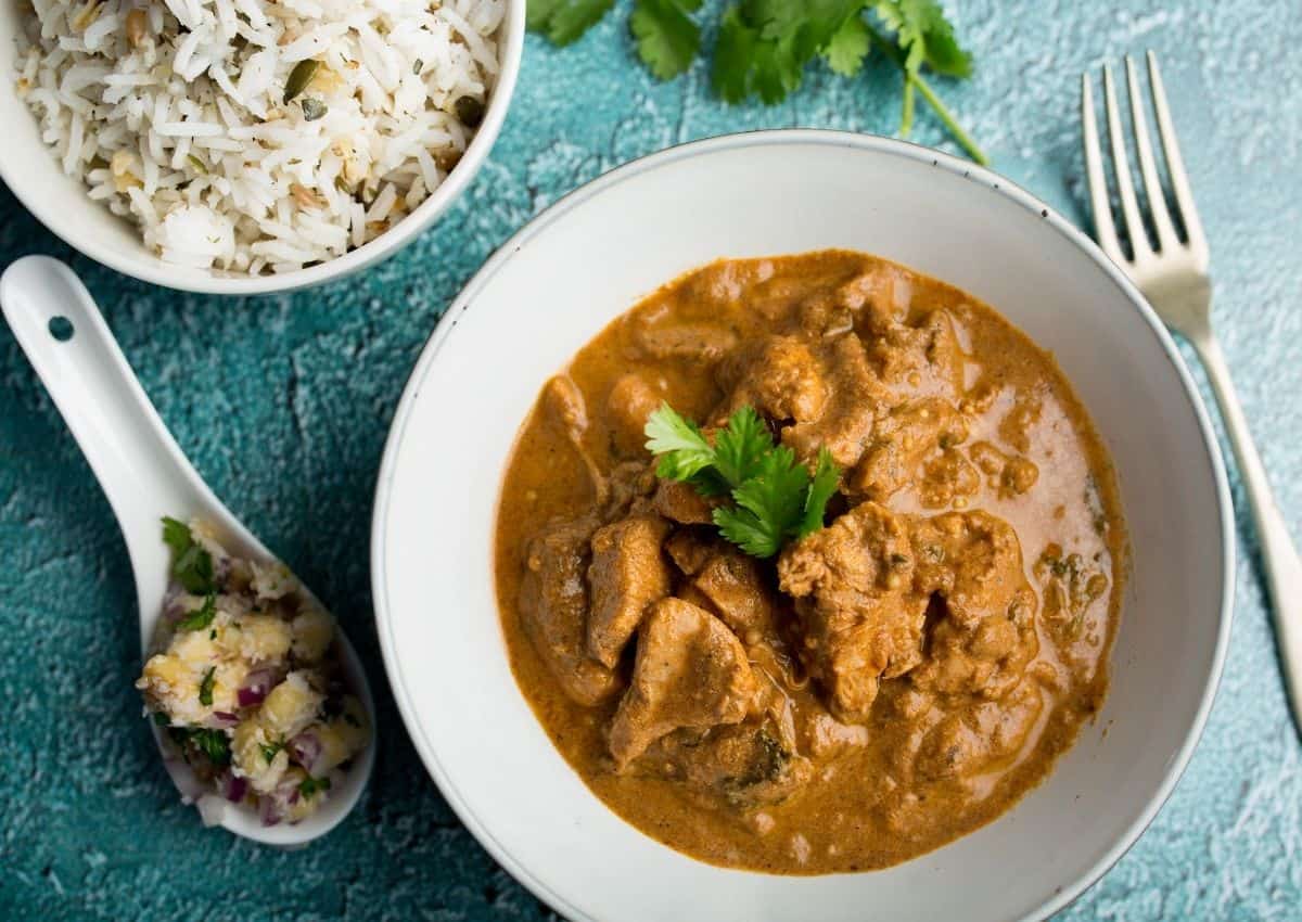 How To Make: Chicken tikka masala with seeded basmati & red onion salsa