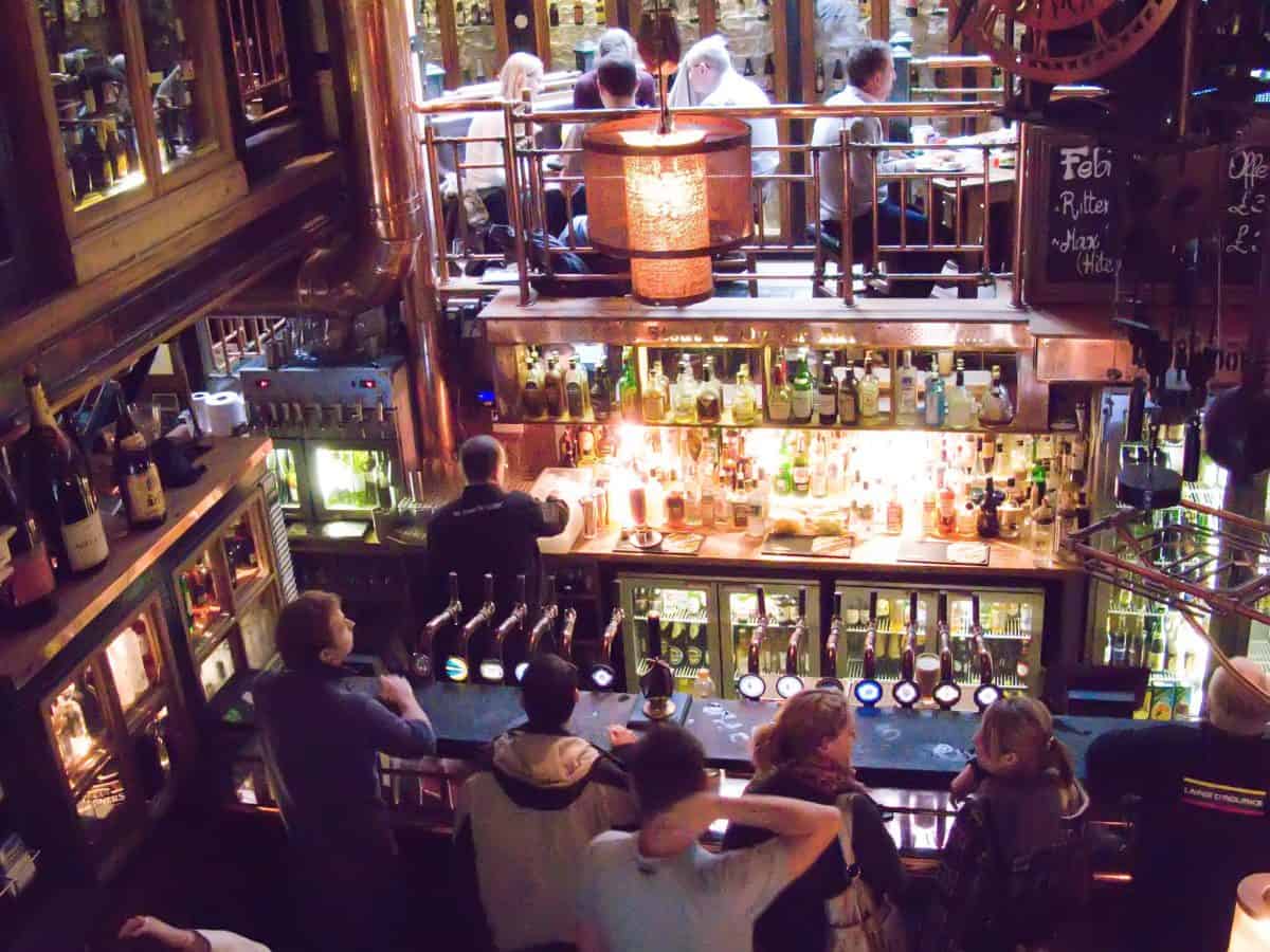 The Porterhouse, best pubs in central London | Photo: Tony Austin / Flickr