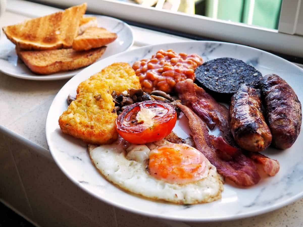 full-english-breakfast-recipe-how-to-make-the-perfect-fry-up