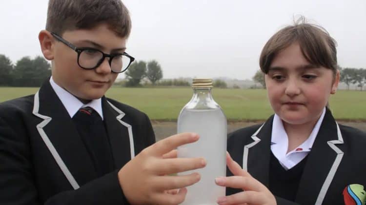 Students CO2 bottle