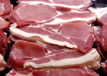 Embargoed to 0001 Wednesday April 17 File photo dated 5/1/2003 of rashers of bacon on display in a supermarket. Even moderate amounts of ham, bacon and and red meat are linked to bowel cancer, experts have warned.