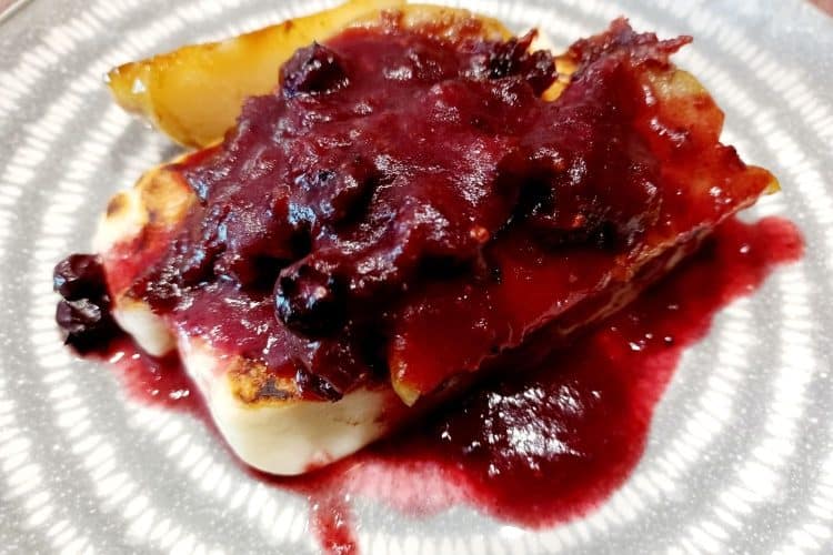 Fried Halloumi Cheese and Pears, Spiced Dates with Blueberries