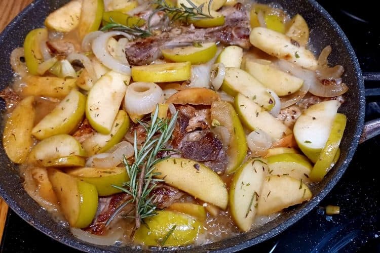 One Pot Pork Chops with Apples and Onions